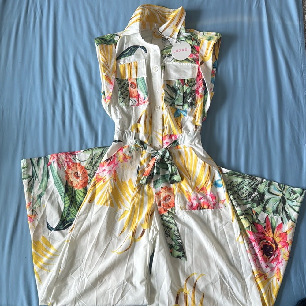 Luxxel Tropical Floral Button-Up Dress